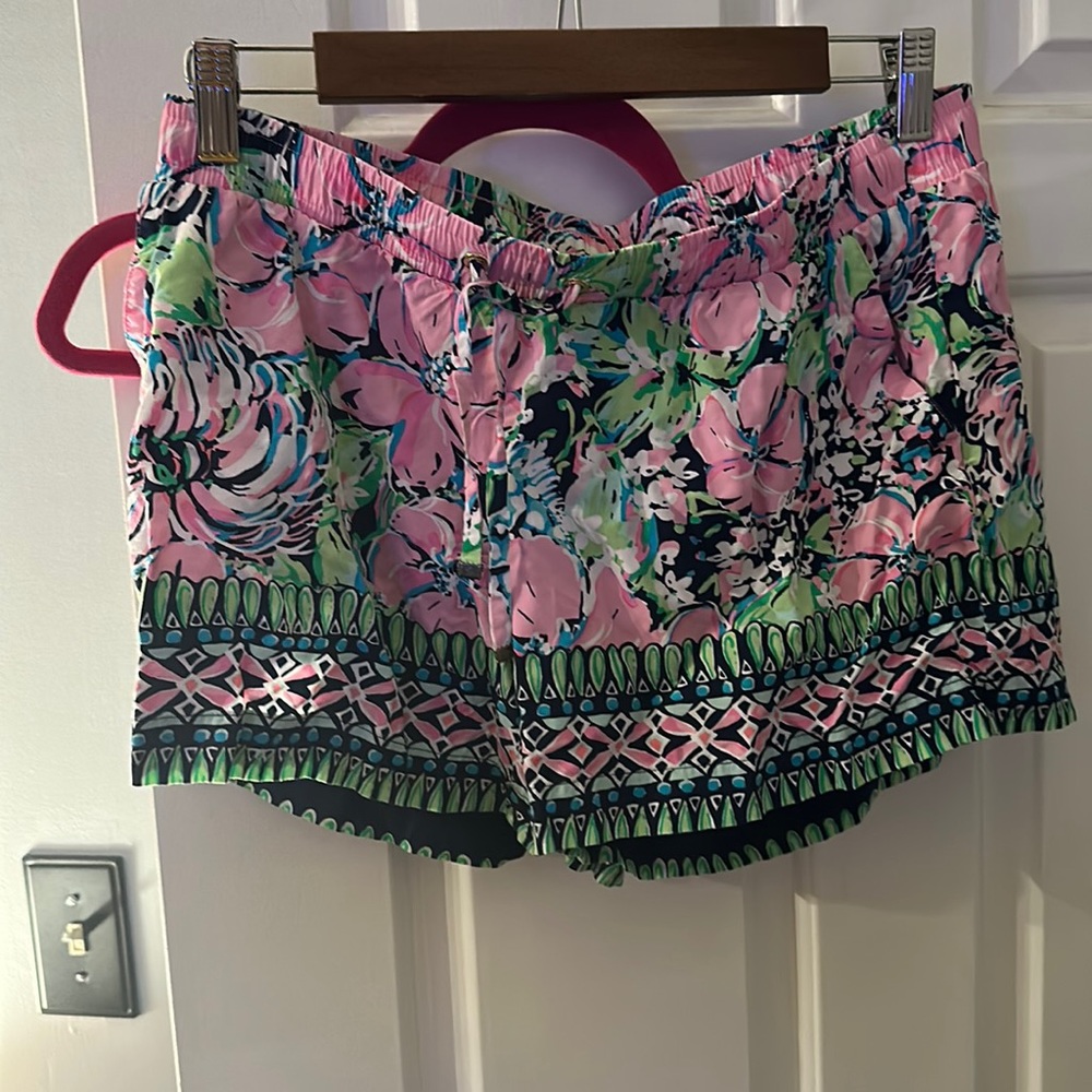 Lilly Pulitzer active shorts